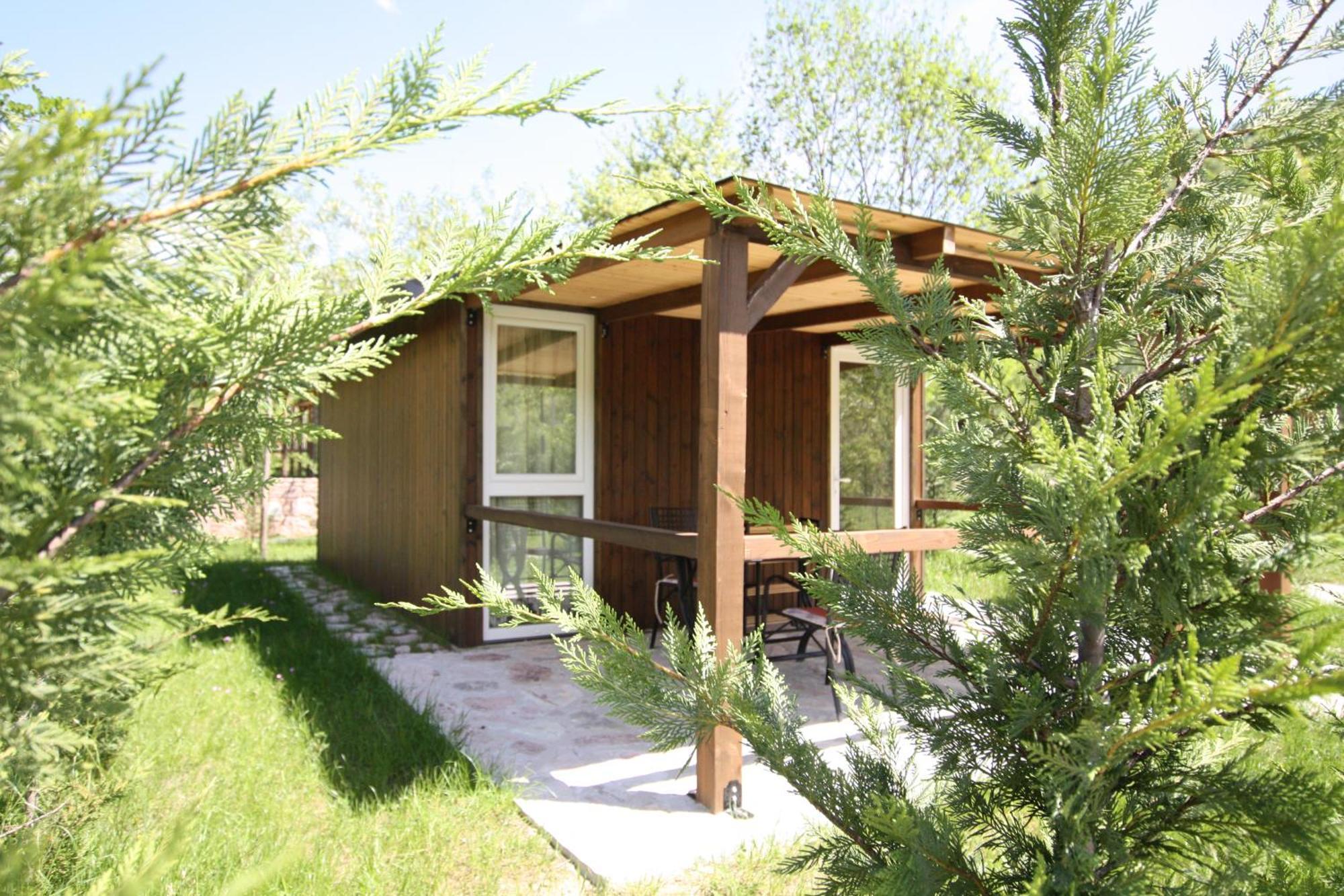 Lugina E Shengjergjit ,Bujtinat Villa Tirana Bagian luar foto